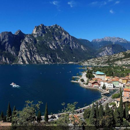 Casa Zanoni Apartment Torbole Sul Garda Екстериор снимка
